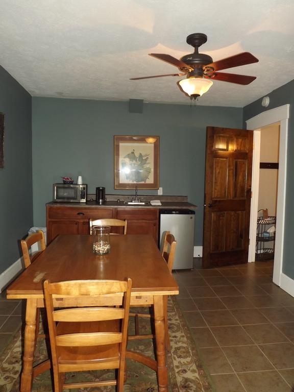 William Watson Hotel (Adults Only) Pittsfield Esterno foto