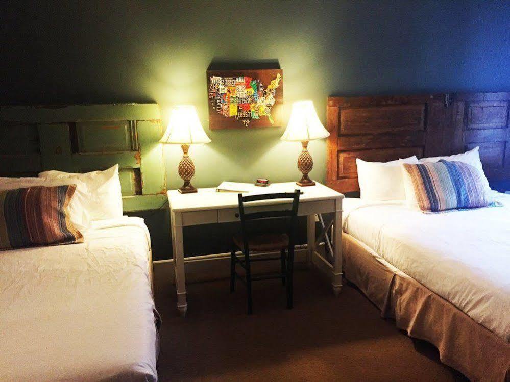 William Watson Hotel (Adults Only) Pittsfield Esterno foto