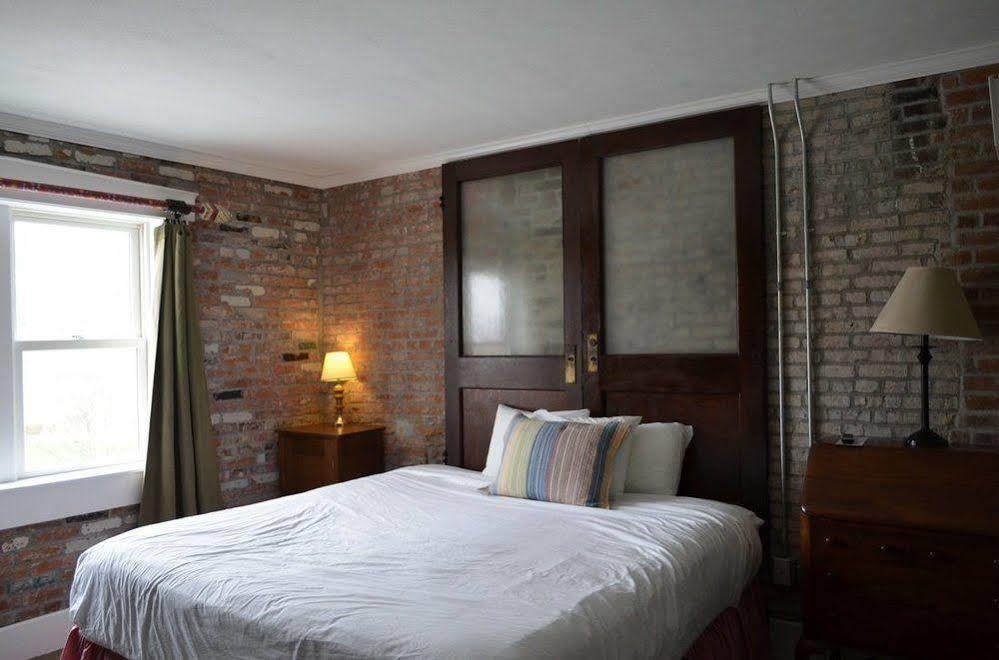 William Watson Hotel (Adults Only) Pittsfield Esterno foto