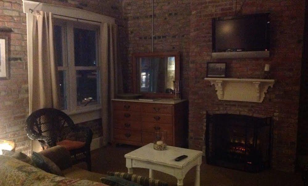William Watson Hotel (Adults Only) Pittsfield Esterno foto